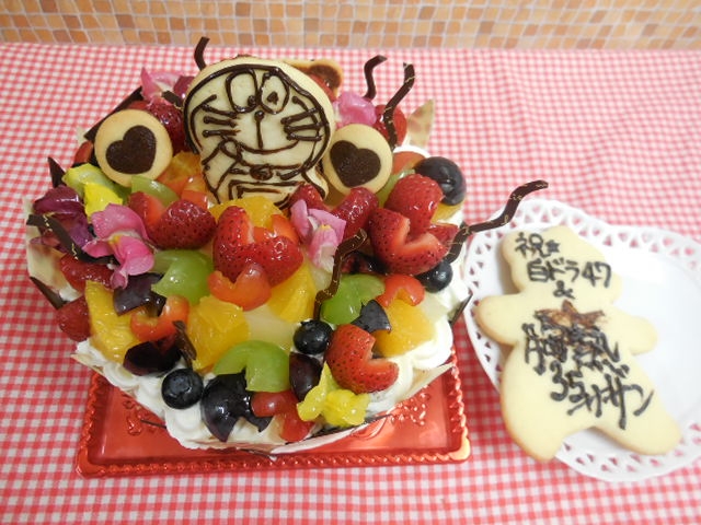お誕生日ケーキ♪(*^_^*)